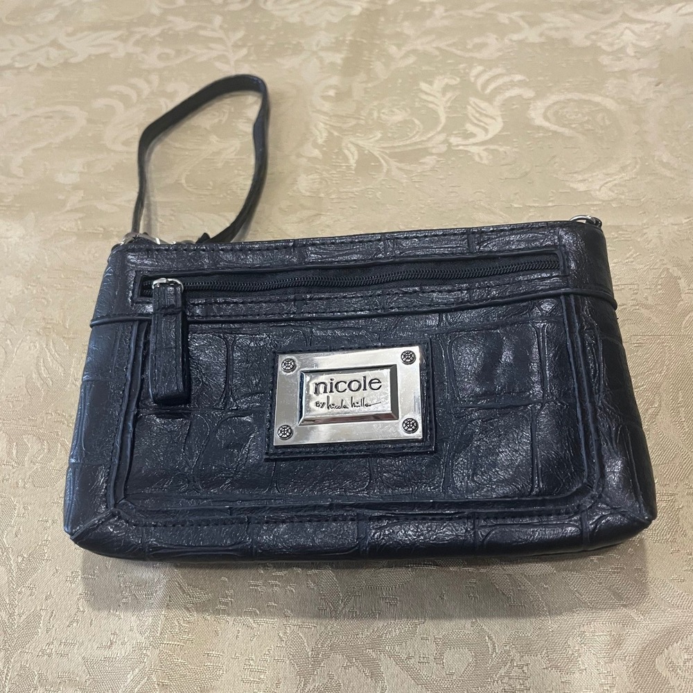 Nicole Miller Wristlet Women‎ Small Black Good Croc Embossed Logo Clutch Bag